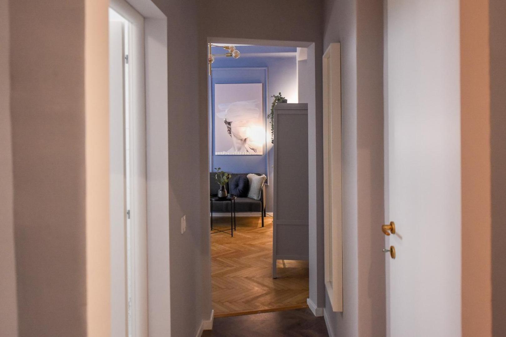 The Charms- Near Radisson Apartament *